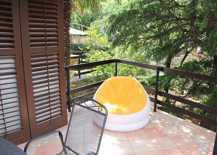 Tatil Evi Luznar