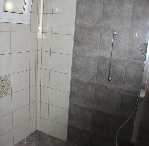 Luznar Tatil Evi